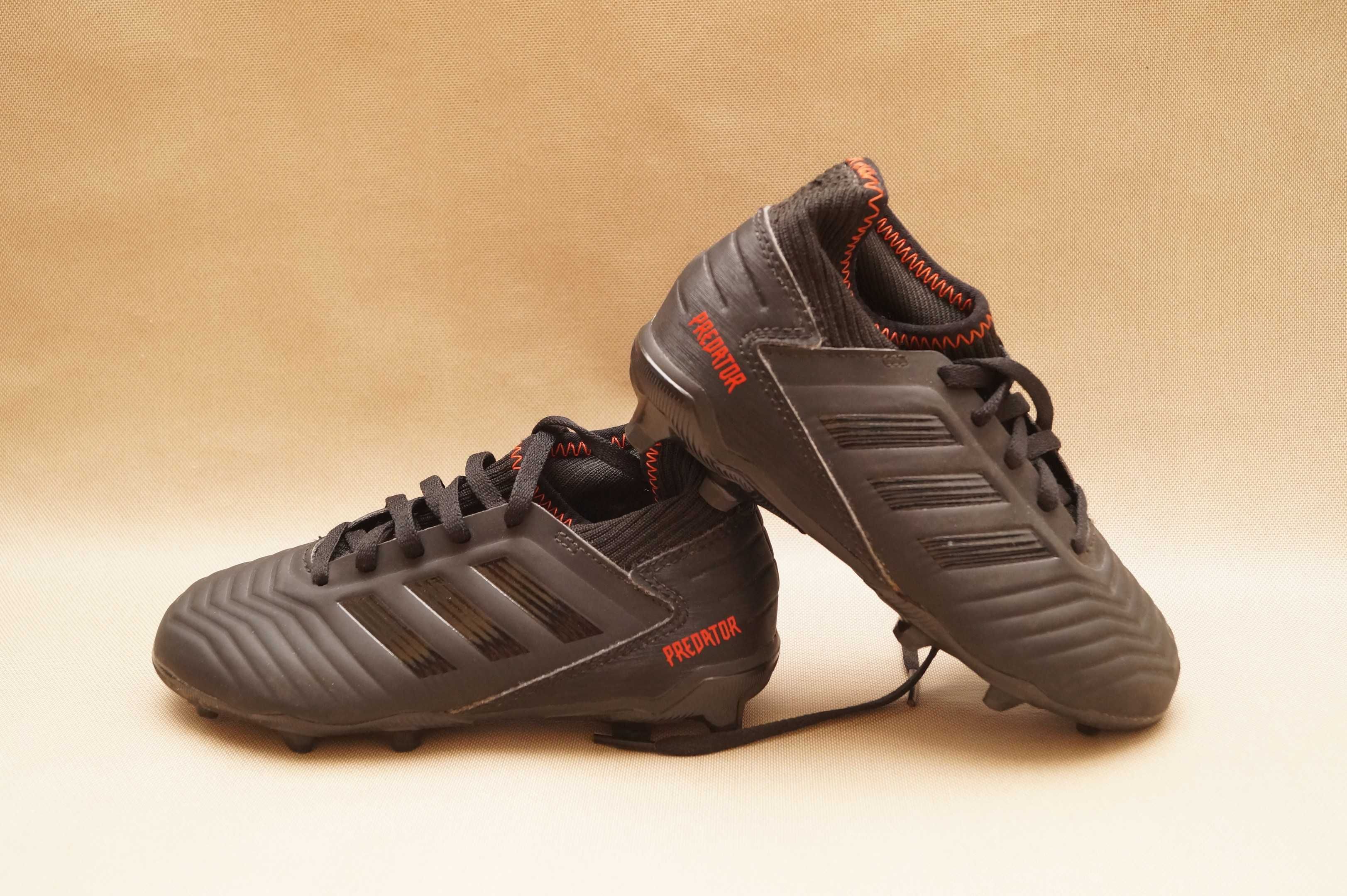 Детские бутсы ADIDAS Predator. Копы. Футбольные шиповки