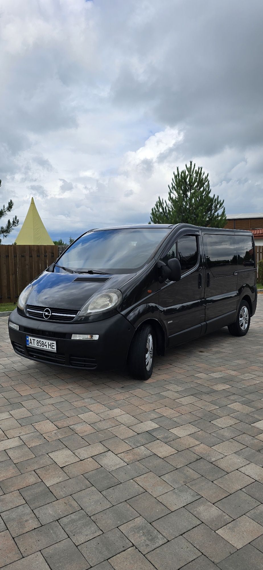 Opel vivaro, пасажир, бус.
