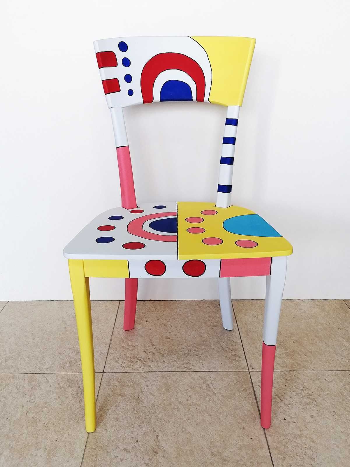 "Chair Clown". Cadeira pintada à mão.