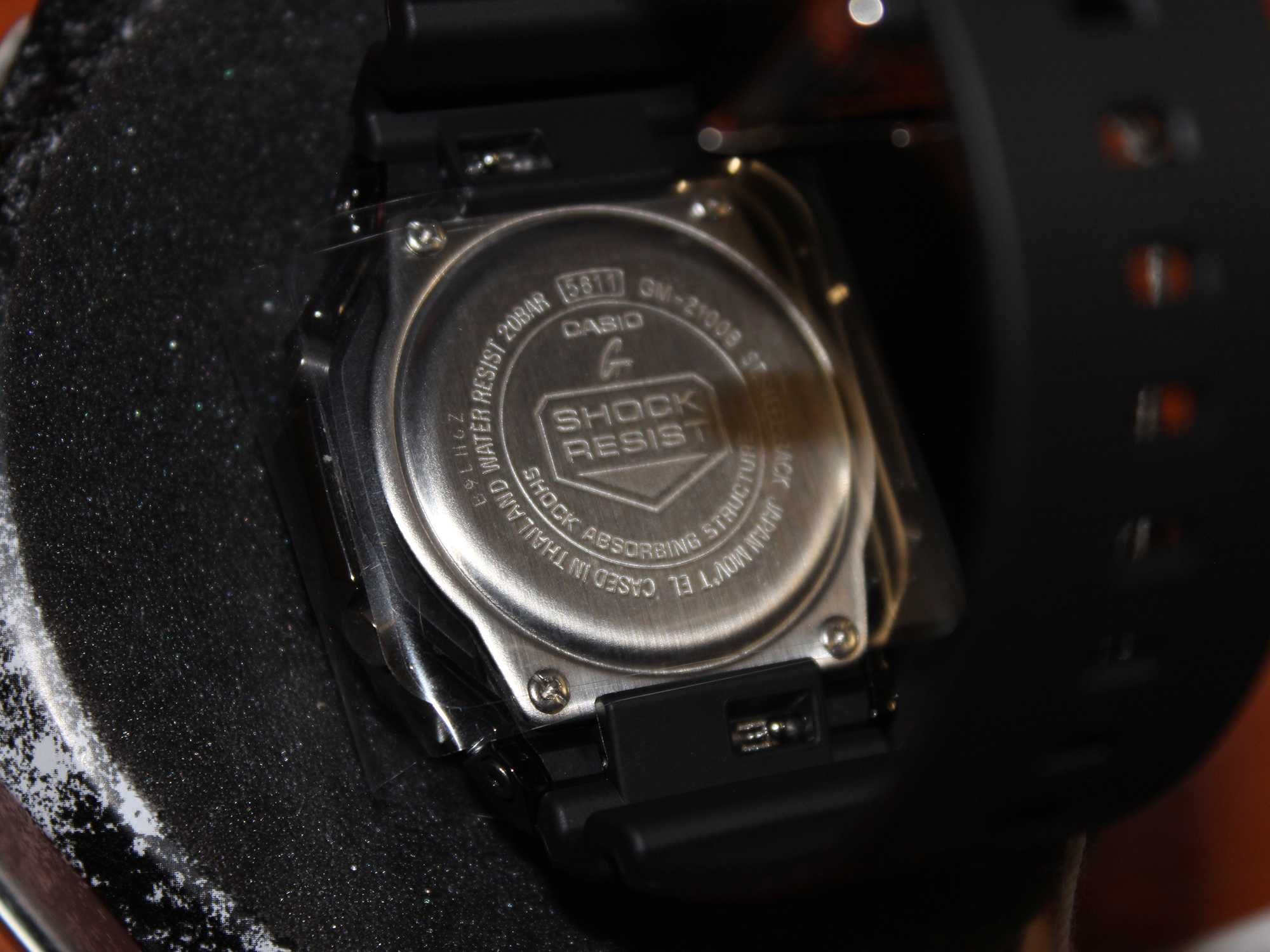Casio G-Shock GM-2100B-4ADR чоловічий годинник оригінал металевий часы