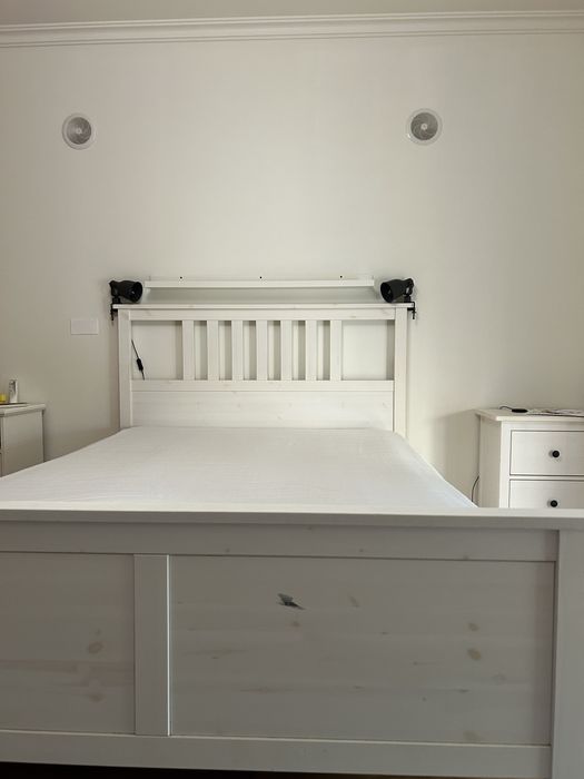 Cama casal (IKEA HEMNES - 140x200 )