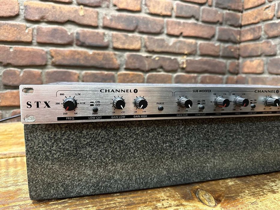 Crossover STX SC-202  rezerwacja