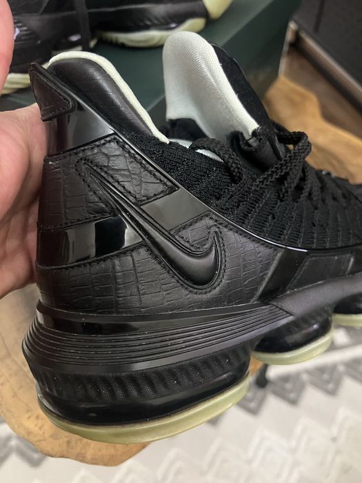 Nike Lebron кроссовки мужские