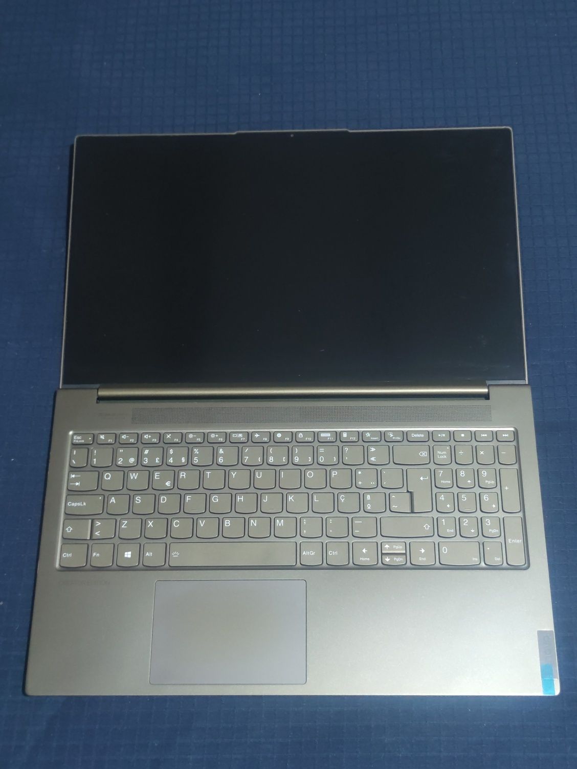 Lenovo Yoga Creator 7 15IMH05 – i7, 16GB, 512GB SSD, GTX 1650 4GB DDR6