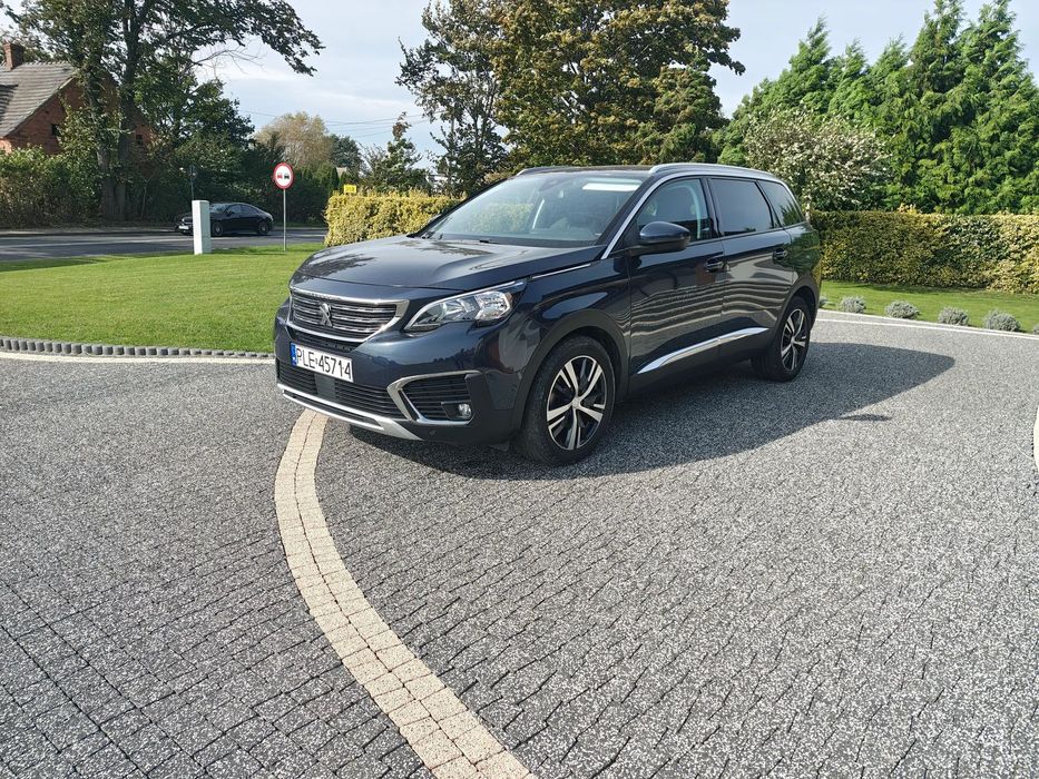 Peugeot 5008 Peugeot 5008 1,2 super stan