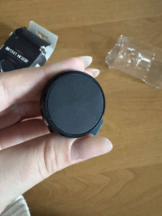 Тримач для телефона у авто