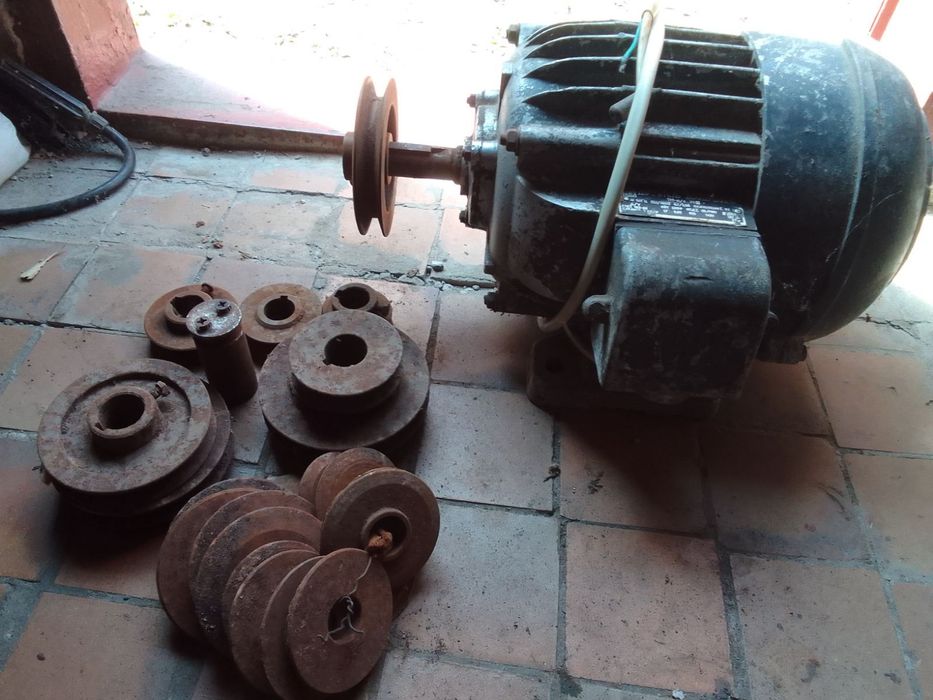 Шкив на електродвигатель