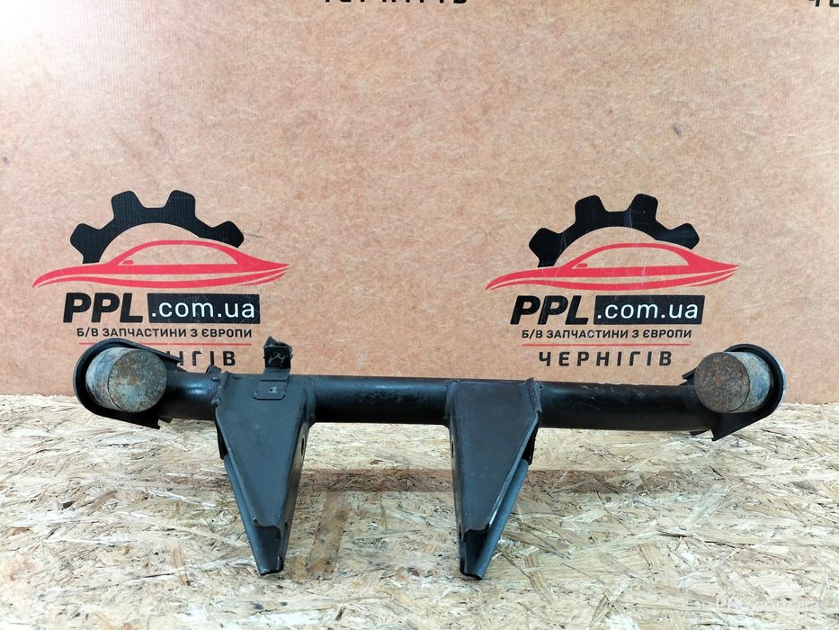 Suzuki SX4 06-13 балка крепление кронштейн верхний заднего редуктора