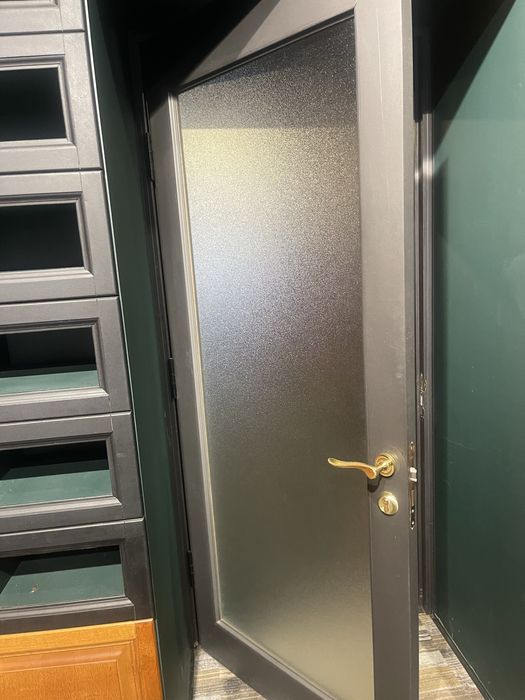 Сдаю 96м2 СОБОРНАЯ / ДЕРИБАСОВСКАЯ  Магазин Салон Шоурум