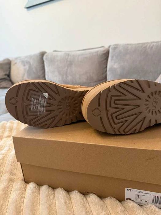 Buty UGG_Classic_UltraMini Trampki damskie R.38