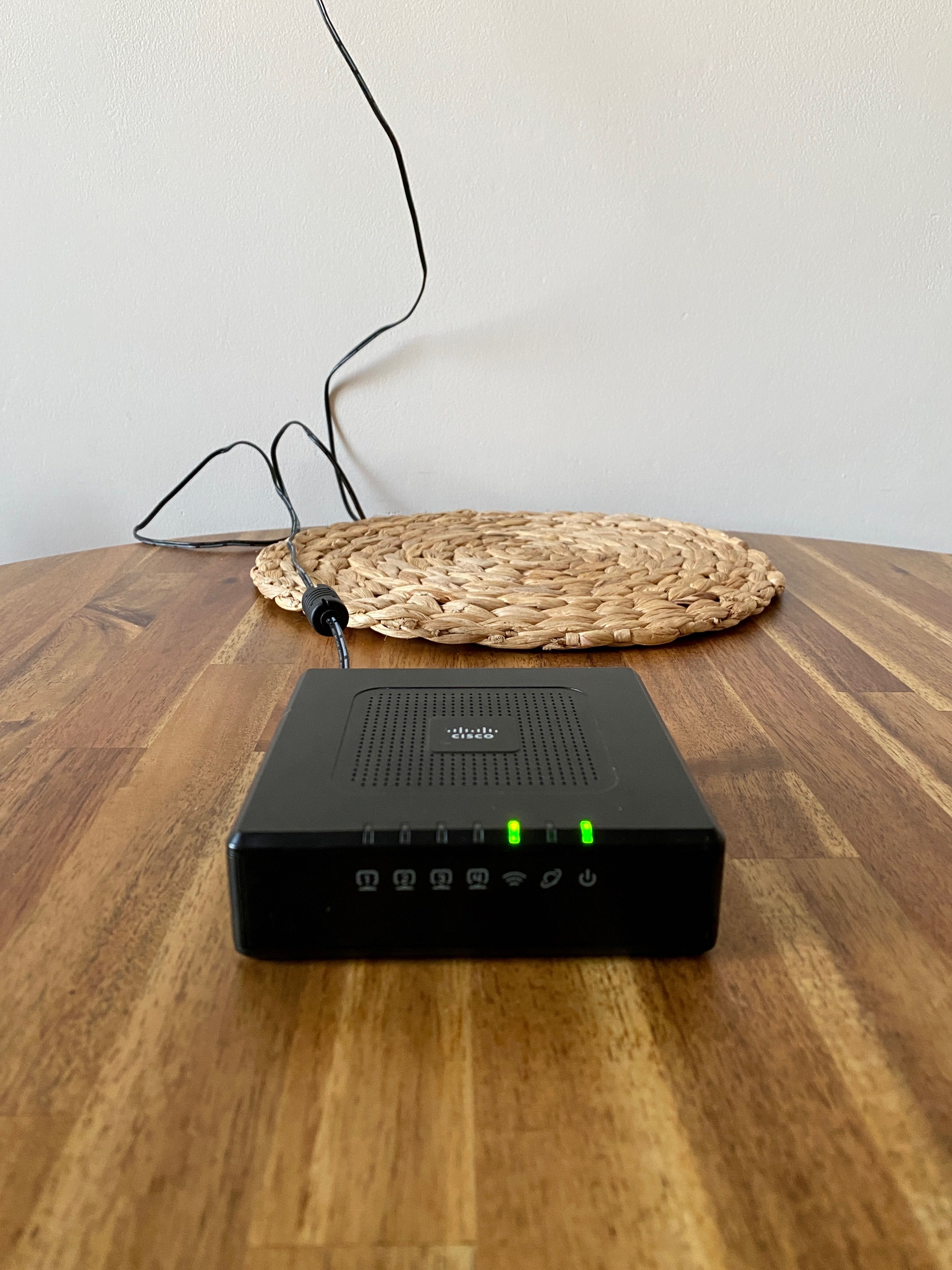 Cisco Linksys Wireless-G Router modem Speedburst WRT54GH 2 sztuki