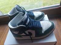 Buty Air Jordan 1 Mid SE Seahawks rozmiar 40 cm