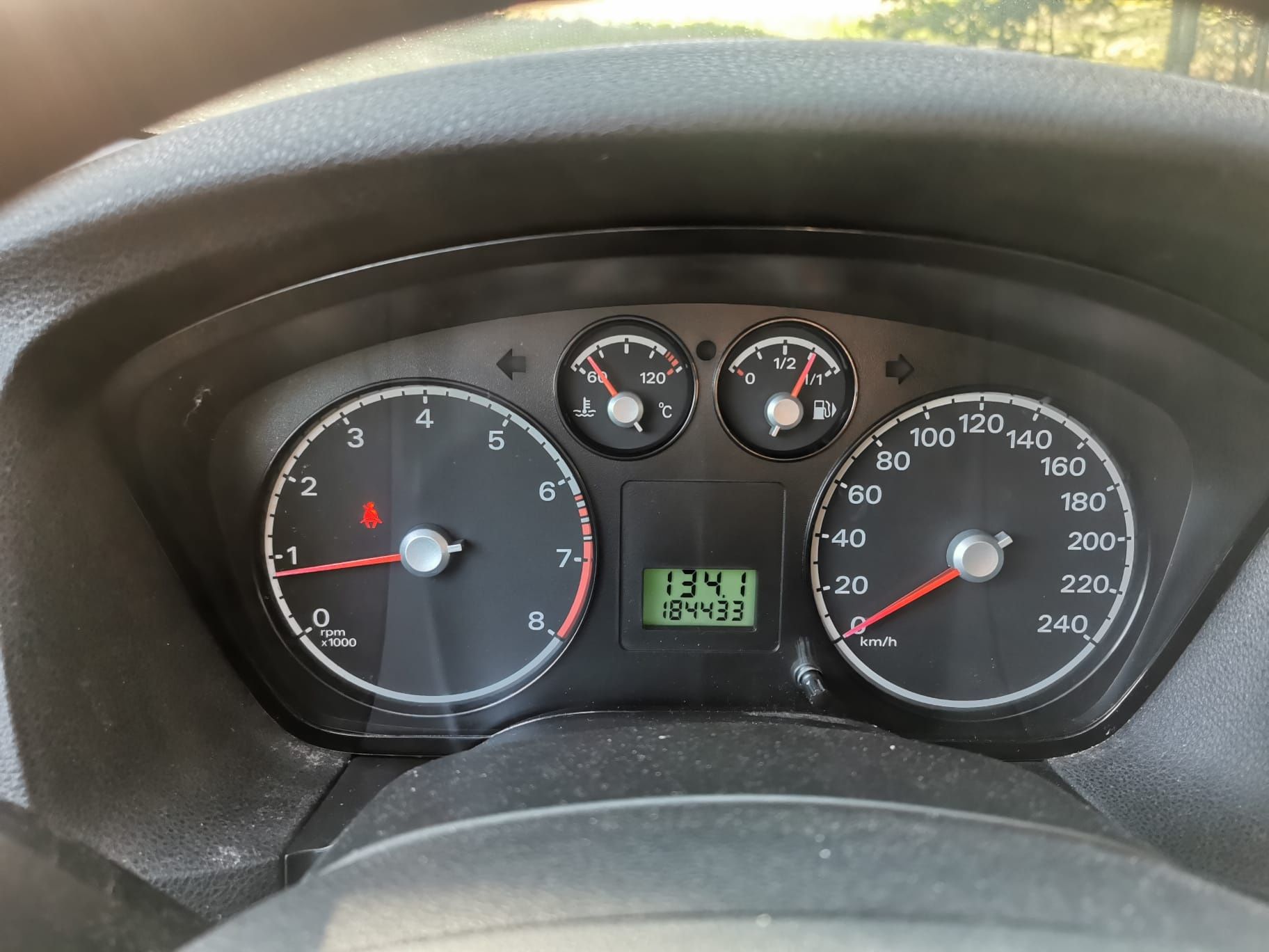 Ford Focus 2005r ubezpieczony zarejestrowany