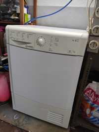 Máquina de secar roupa Indesit 8kg