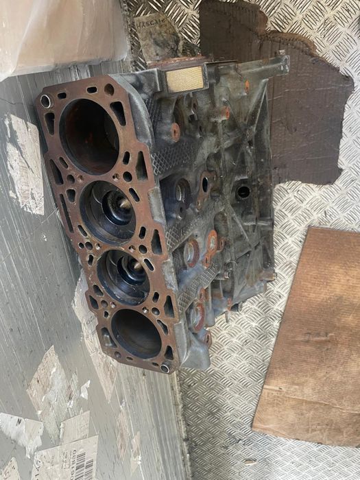 Dół silnika blok Jeep Cherokee 2.2 LAU61