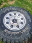 Opony radial m/t durango z felgami suzuki vitara