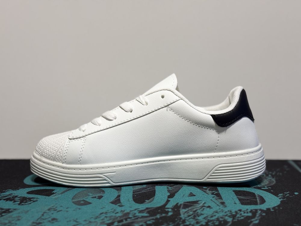 Кросівки  36-41 р. Новинка