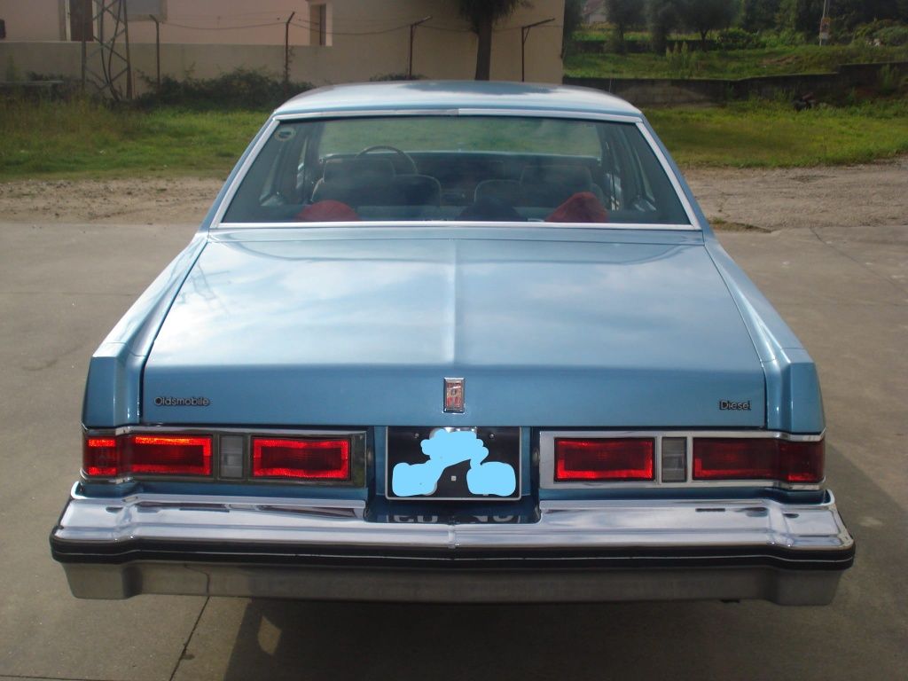 Oldsmobile Delta Royale 88