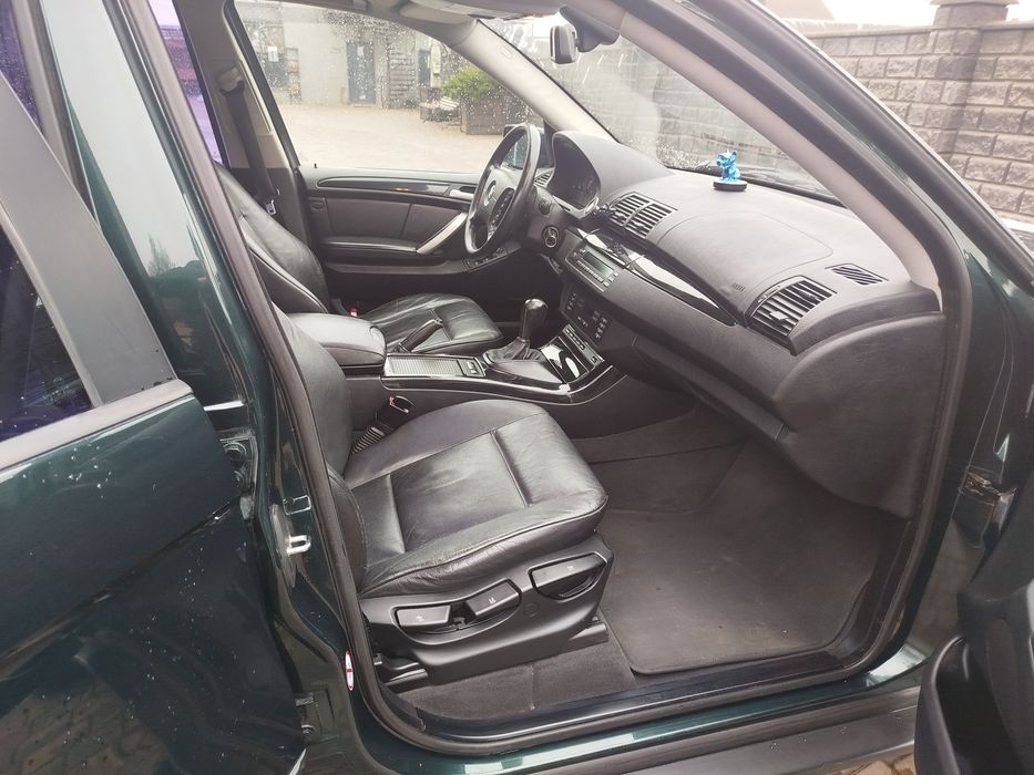 Продам BMW X5  E53