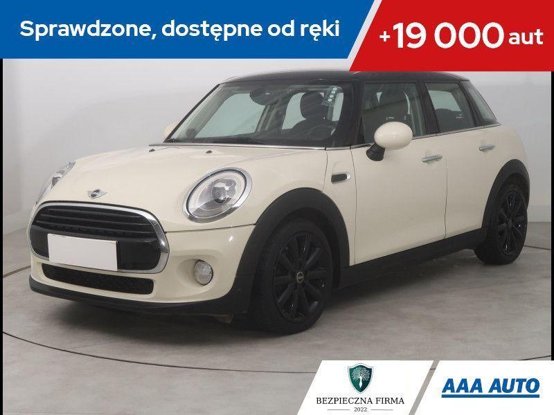 MINI Cooper Cooper, Klimatronic, Parktronic, Podgrzewane siedzienia