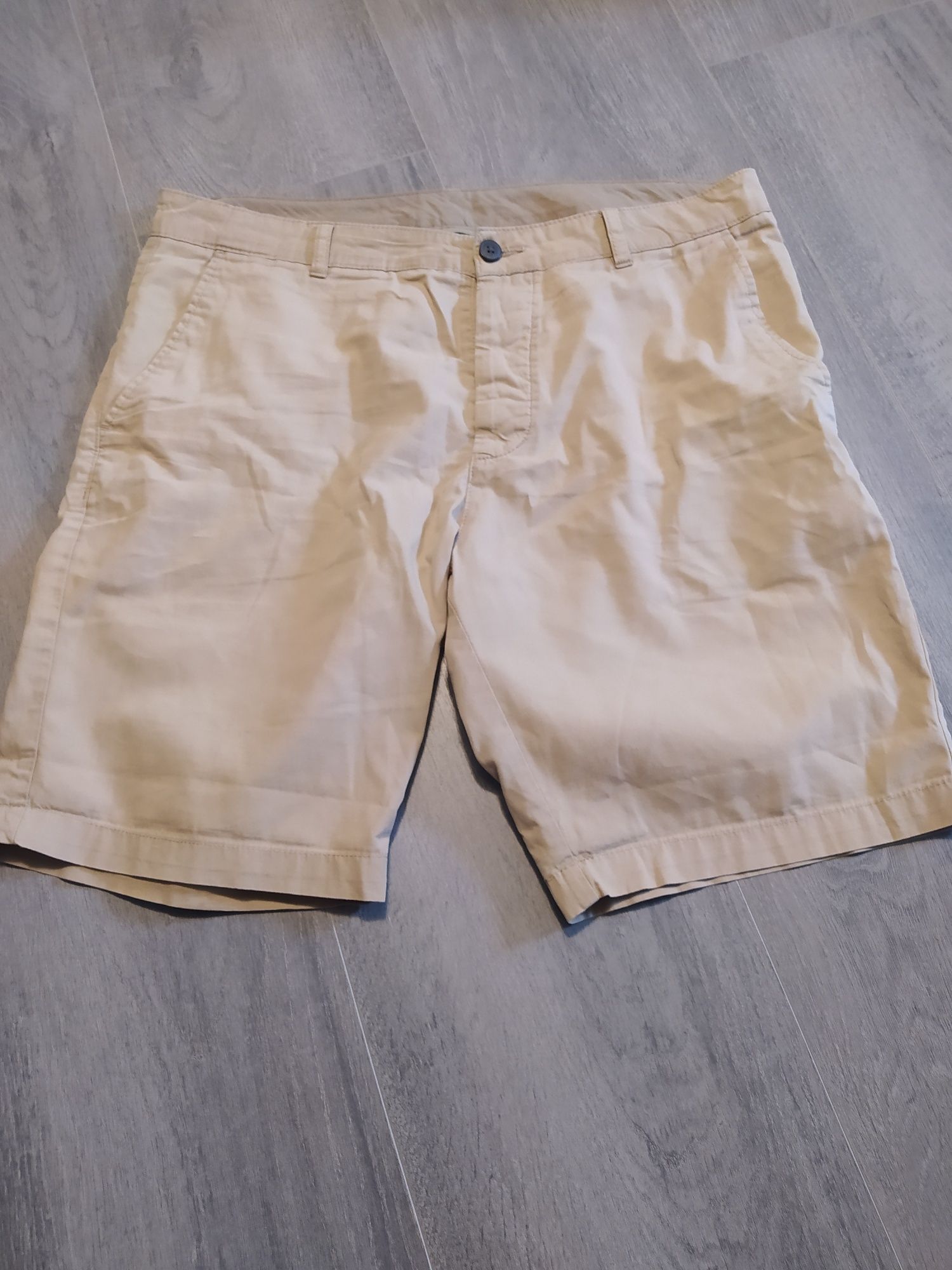 Spodenki męskie beżowe H&M