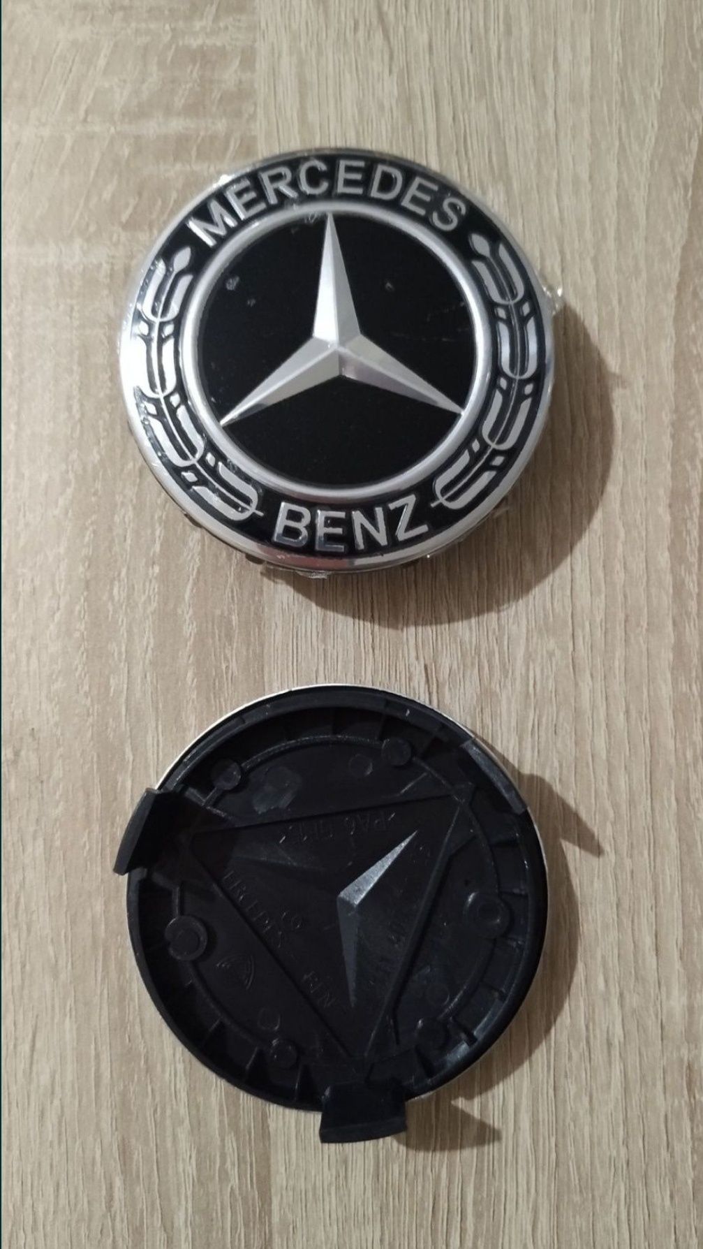 Conjunto 4 Centros Jantes Mercedes Benz 75mm
