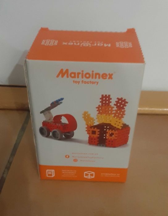 Sprzedam klocki mini wafle Marionex - strażak friman