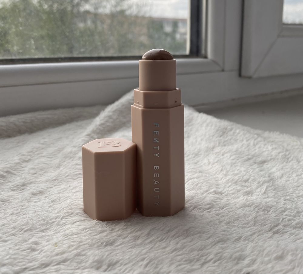 Стік для контурінгу Fenty Beauty Match Stix Contour - Amber