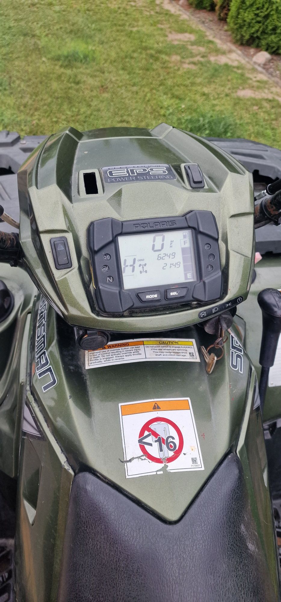 Polaris sportsman 550 (jak yamaha grizzly, cf moto)
