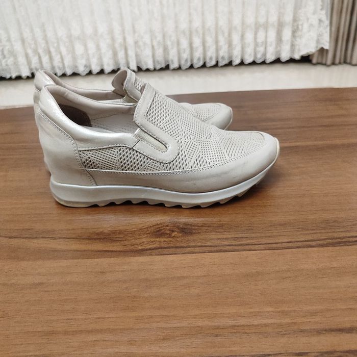 продам женские туфли рр 37