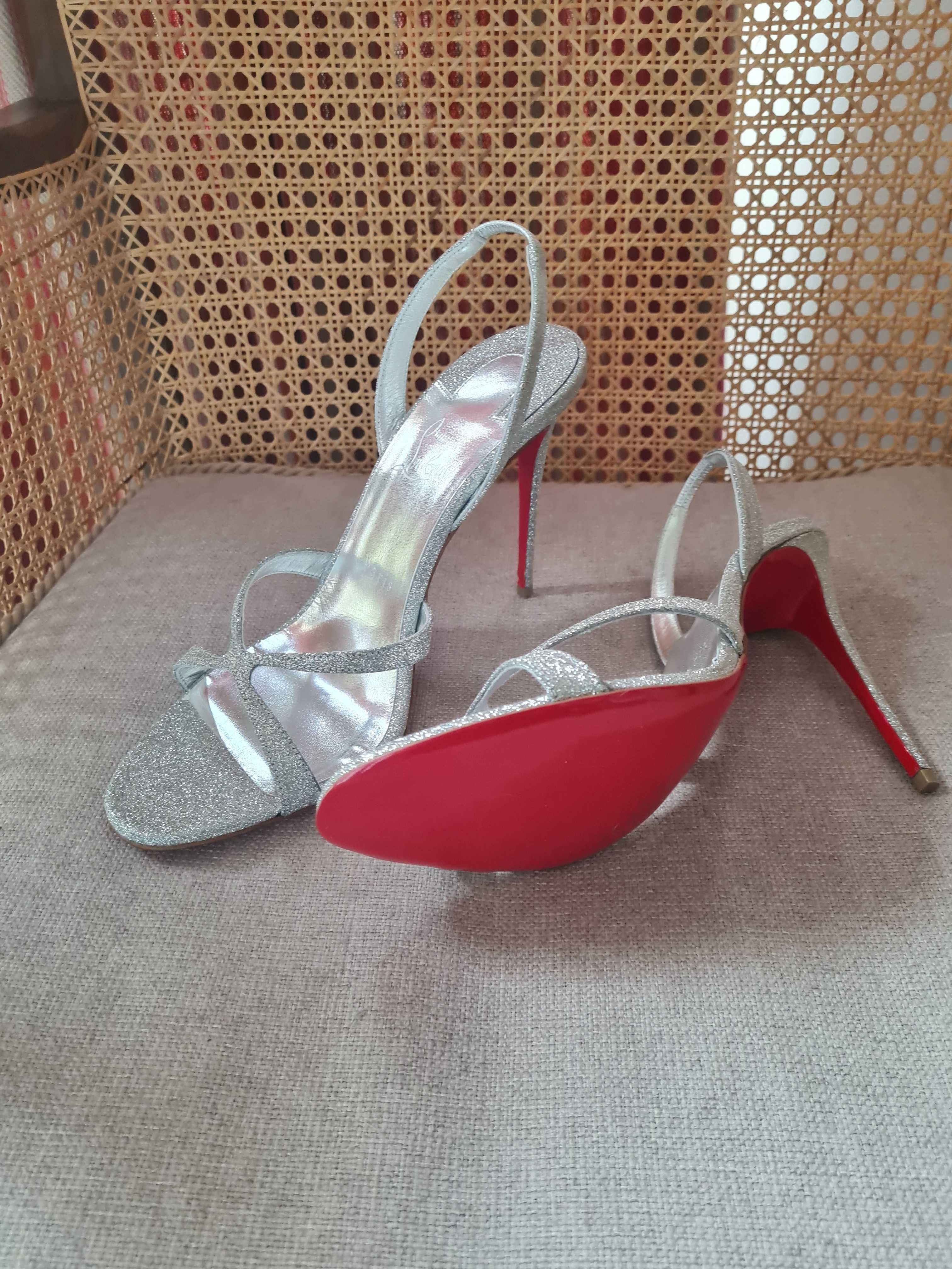 Szpilki sandały Christian Louboutin  r.40 srebrne