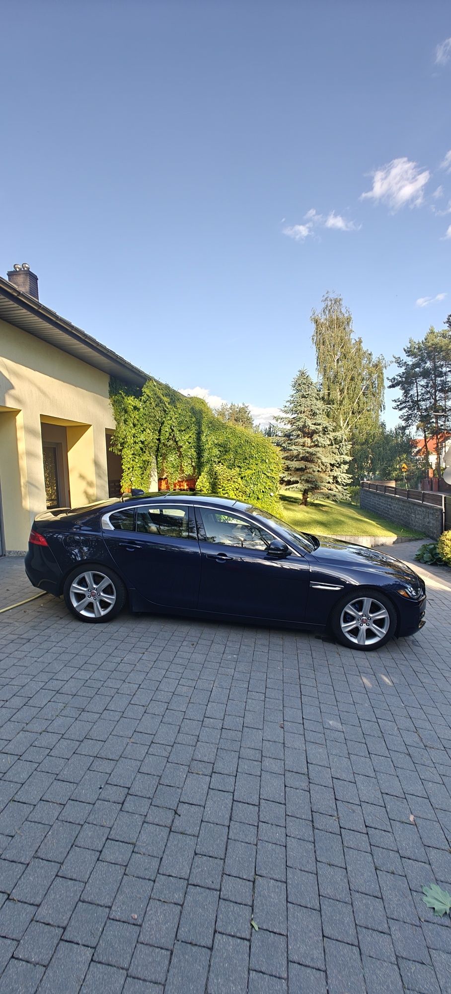 Piękny bardzo bogato wyposażony model