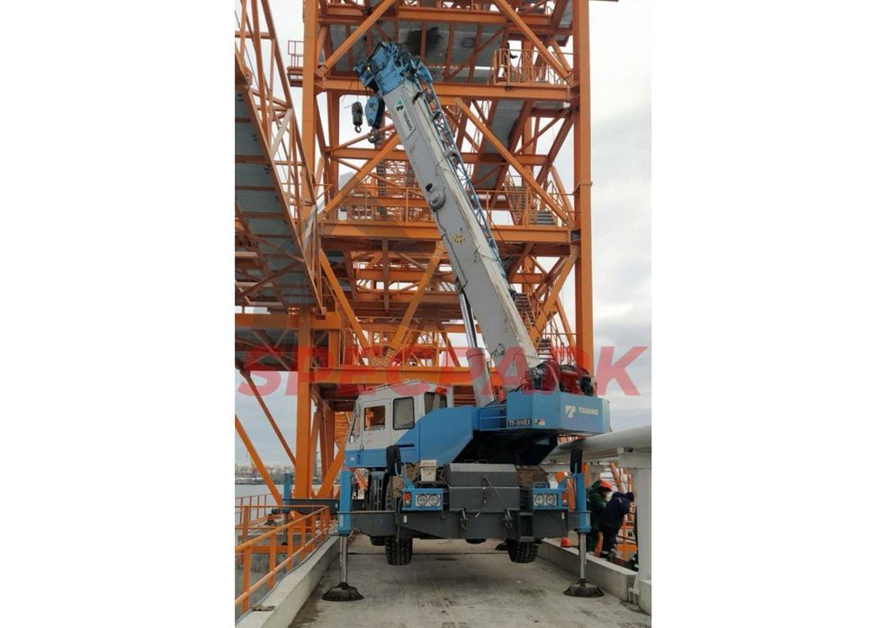 Послуги та оренда автокрана 6т, 10т, 22т, 30т в Ужгороді та області