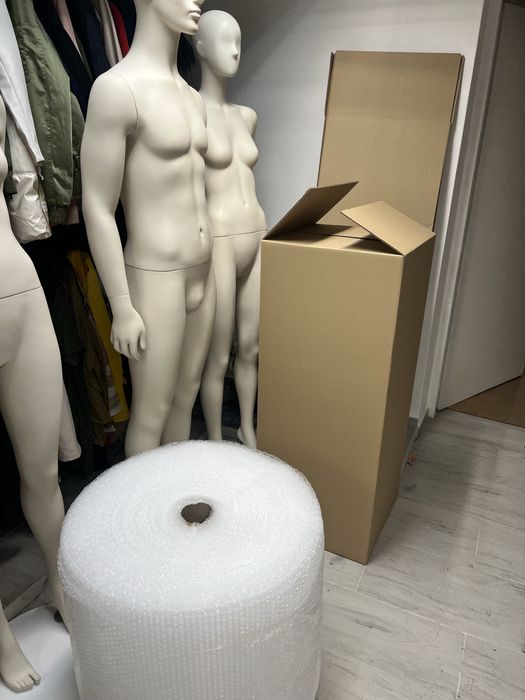 Manekiny wystawowe sklepowe