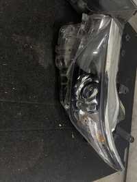 Toyota auris II lift 18r lampa lewa przednia