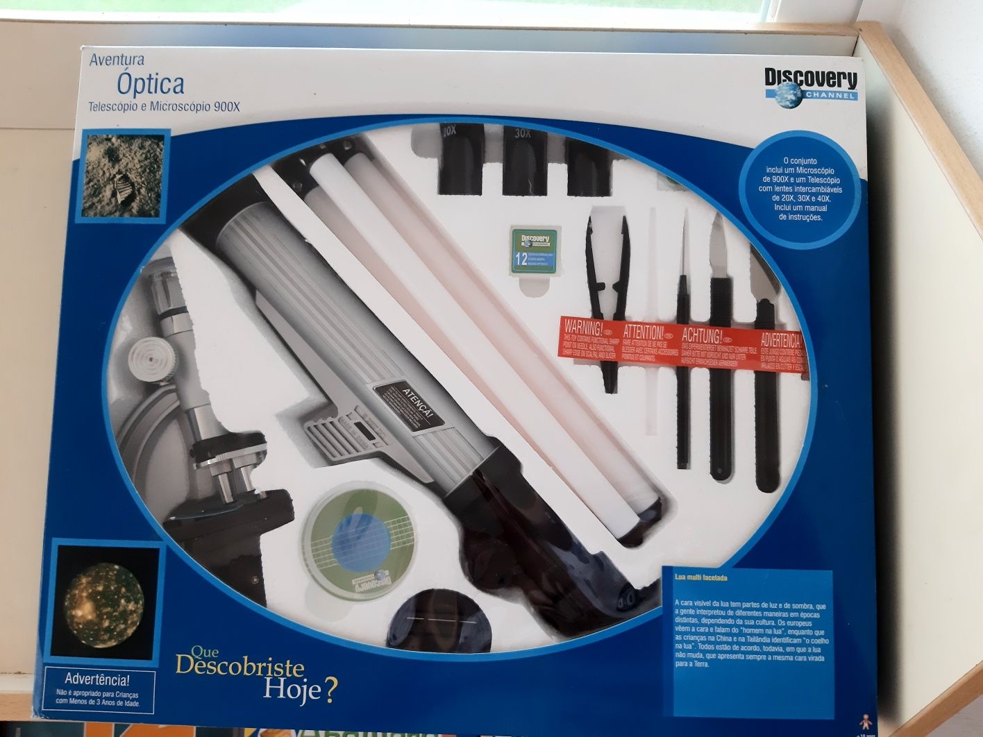 Vendo quadros diversos e kit microscópio