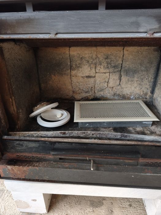 Recuperador embutido a lenha ventilado