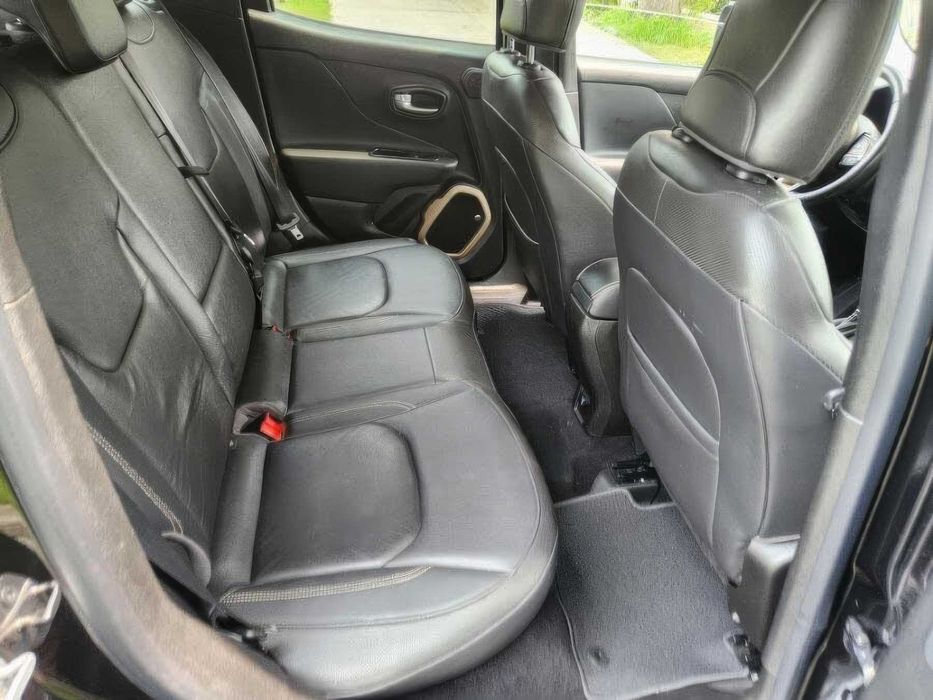 Jeep Renegade Limited      2016