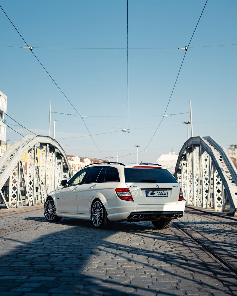 Mercedes C63 AMG S204 kombi bezwypadek historia