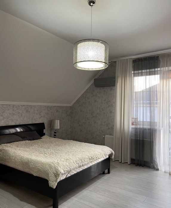 Оренда сучасного будинку в Центрі!