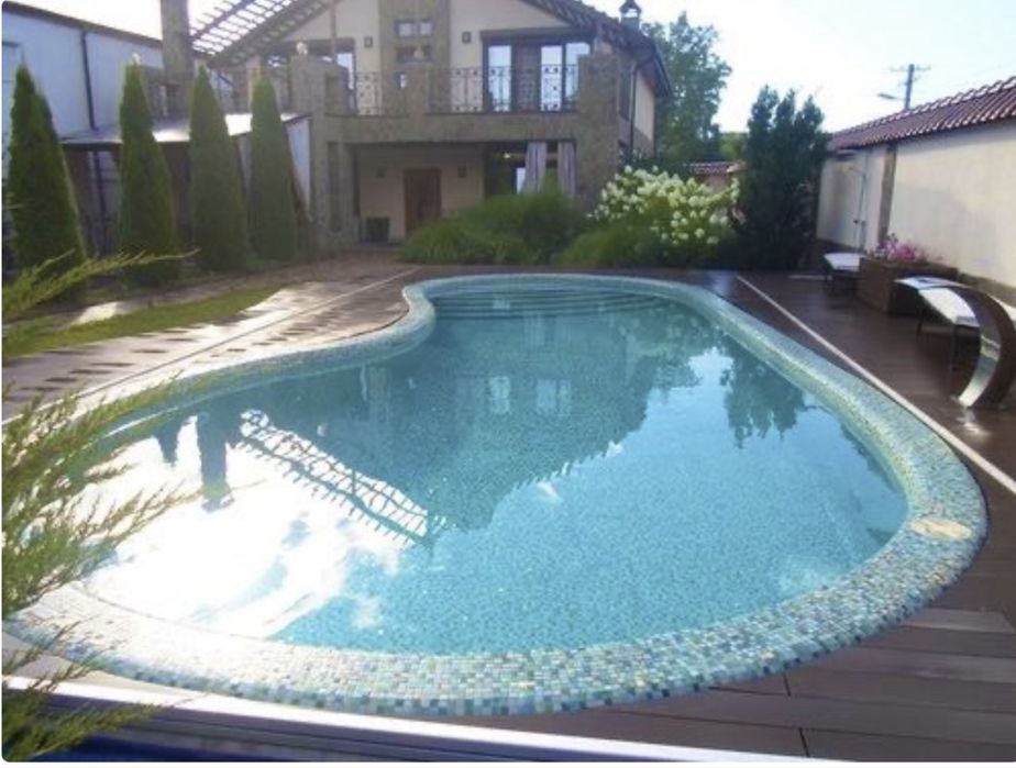 Дом на 8 сотках земли с ремонтом и бассейном на 7ст.Б.Фонтана.