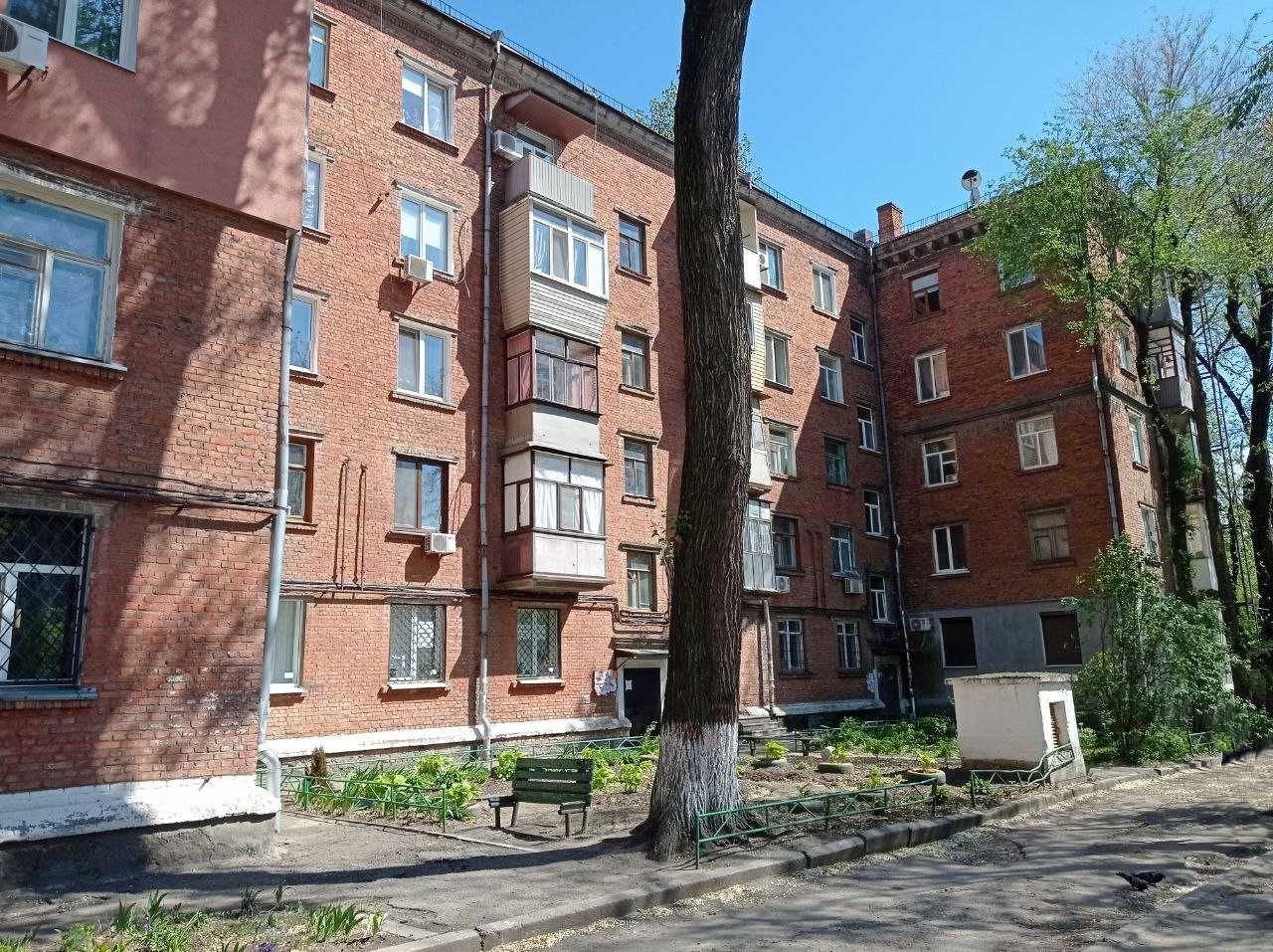 Продам простору 3кім квартиру, 152 Дивізії  Терра Квартал