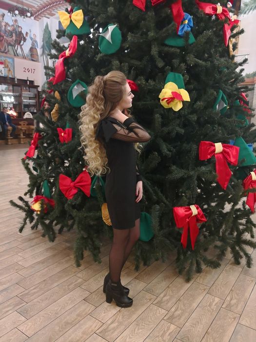 Сукня жіноча святкова