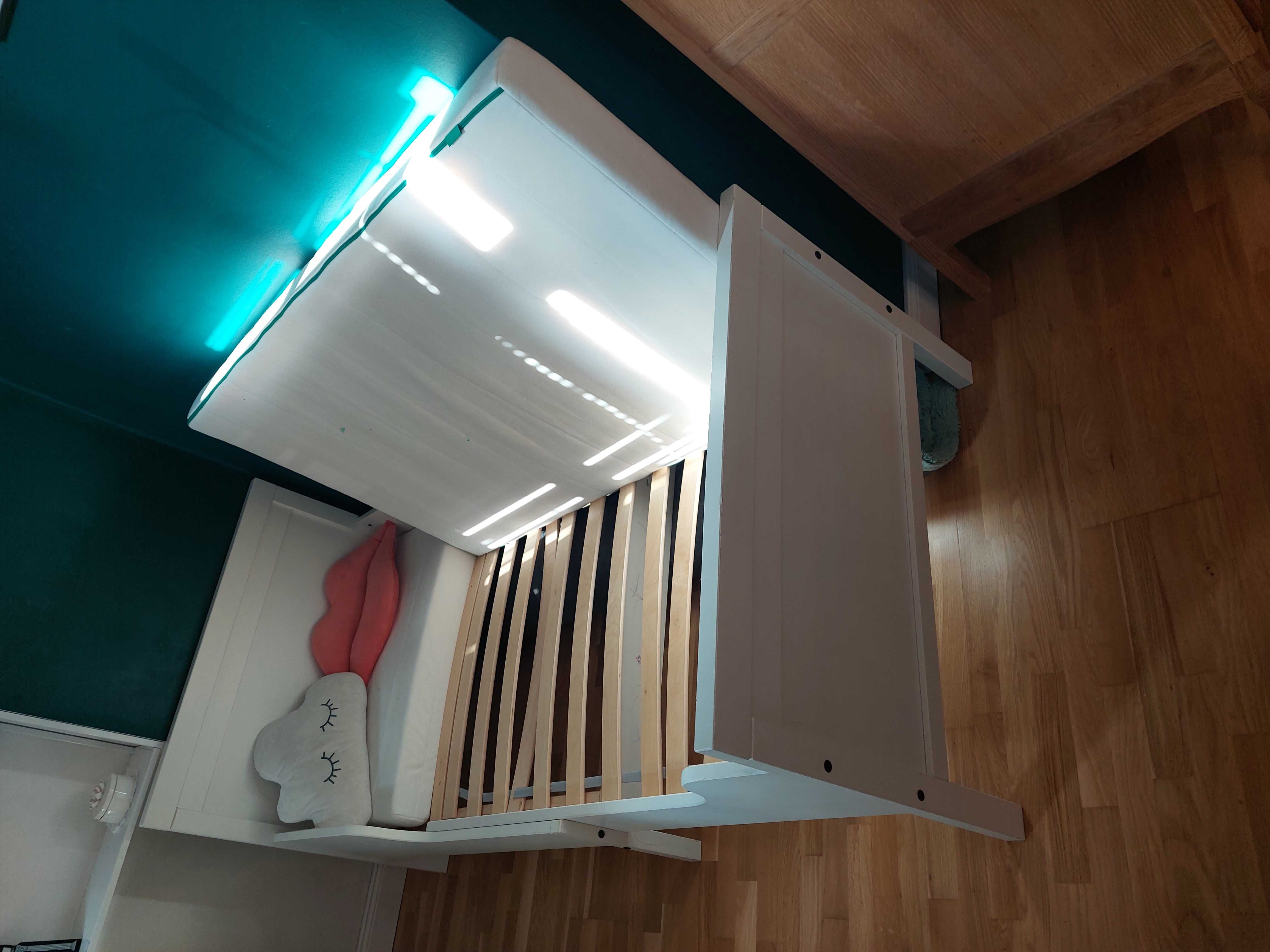 Biurko i łóżko IKEA - stan bdb. Gratis krzesło, nadstawka i materac!