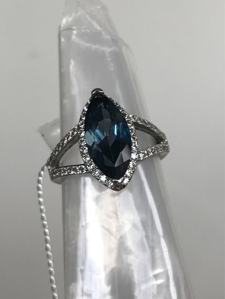 Серебряное кольцо топаз Лондон Блю
