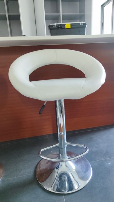 Conjunto de cadeiras rotativas de cozinha