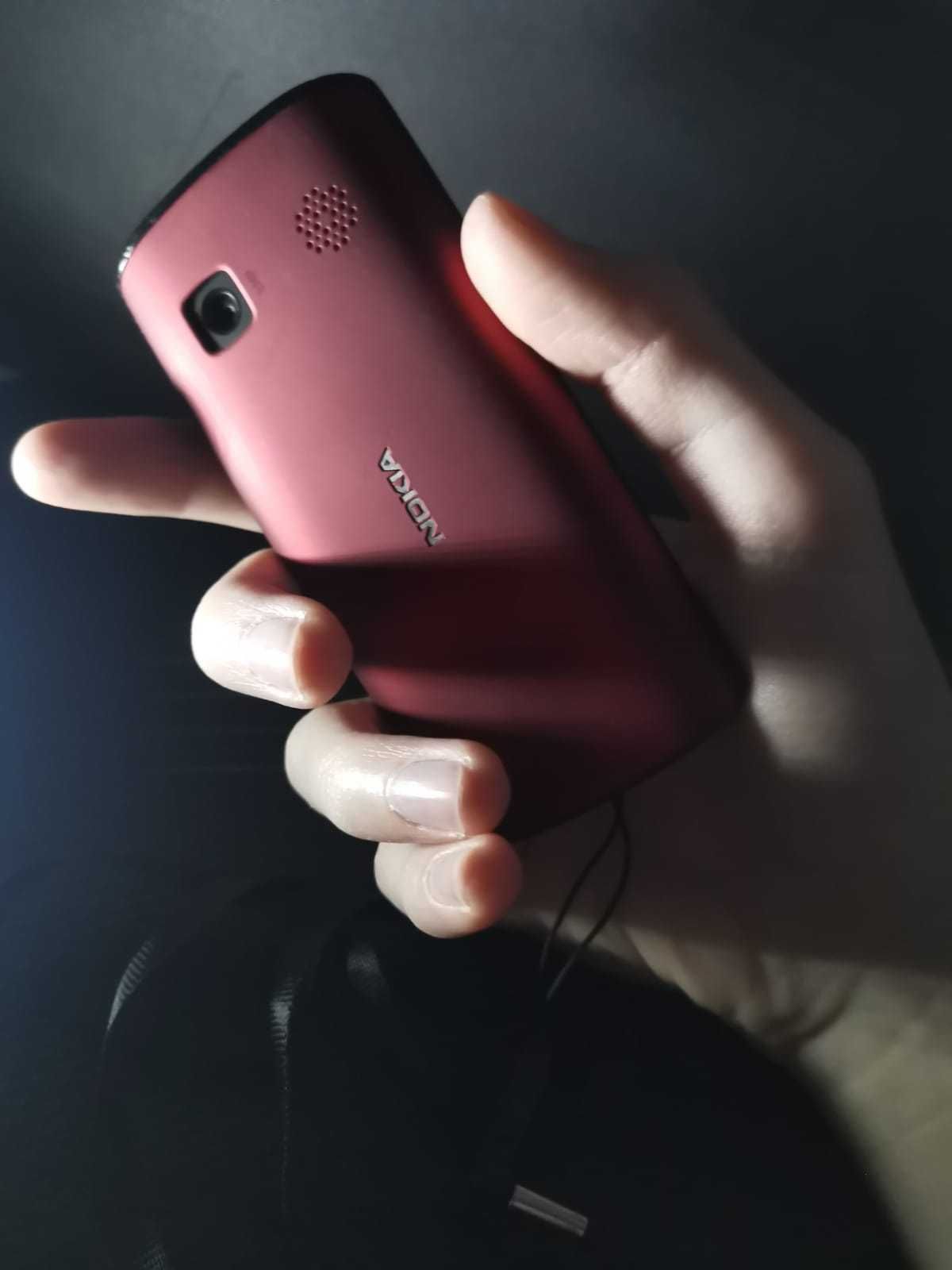 Telefon Nokia 500