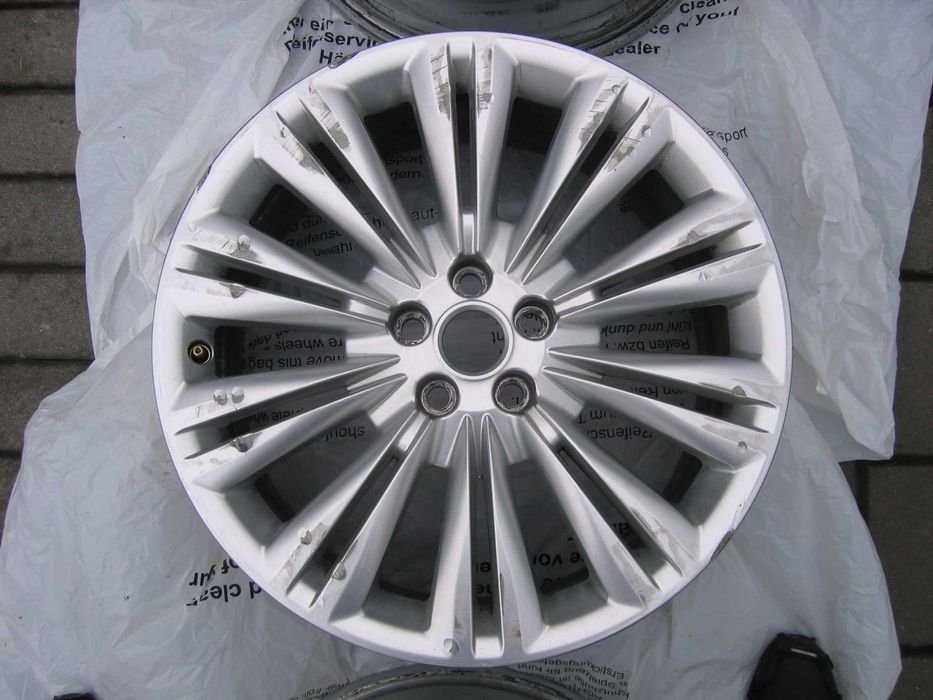 Alufelgi Jaguar 19" oryginalne 2sztuki 8\1/2 Jx19CH ET49,5x108 OKAZJA