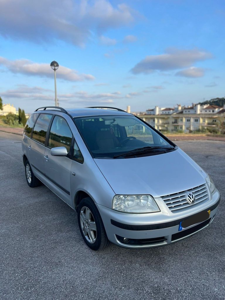 VW Sharan 1.9TDI 115CV 7 lugares