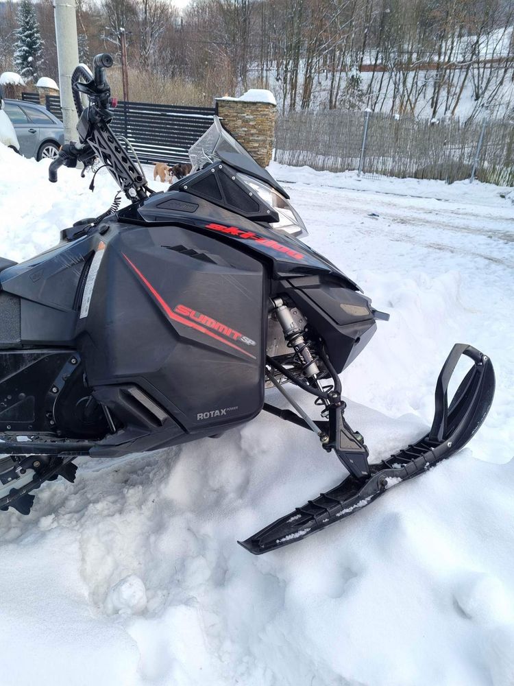 Ski-doo summit 800ri